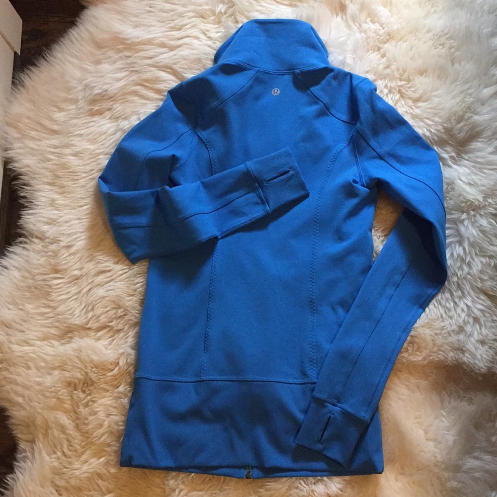Lululemon Zip Up Jacket Blue Moon EUC 6 - Picture 5 of 8